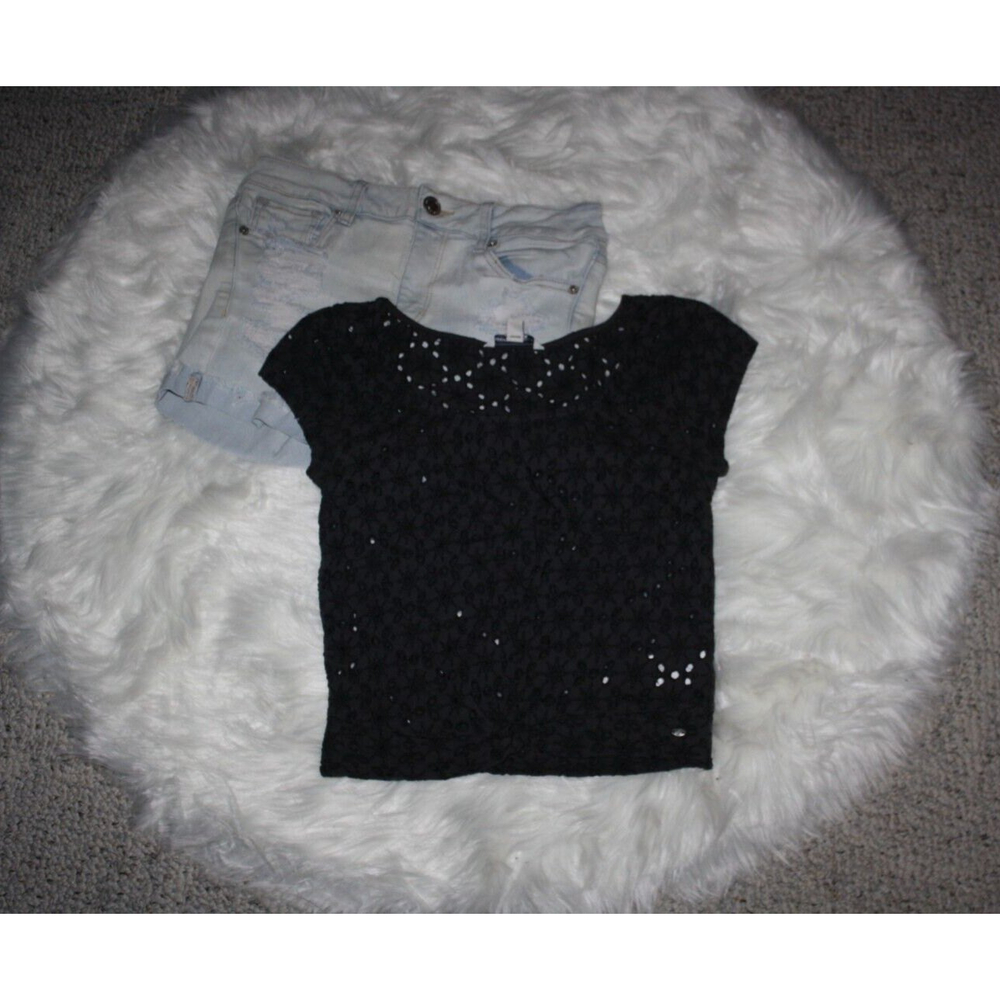 American Eagle XS Women's Black Eyelet Lace Crop Top Short Sleeve  GUC